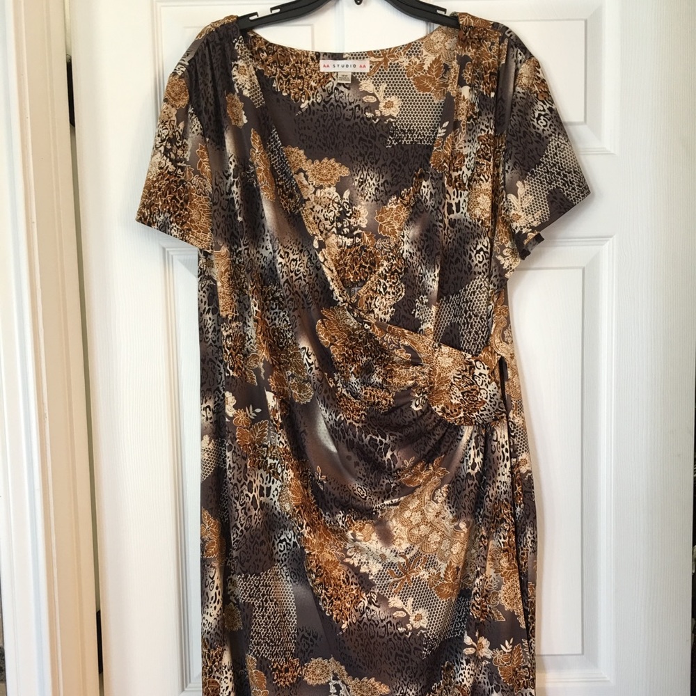 AA Studio AA dress 18w, side gather, multicolored
